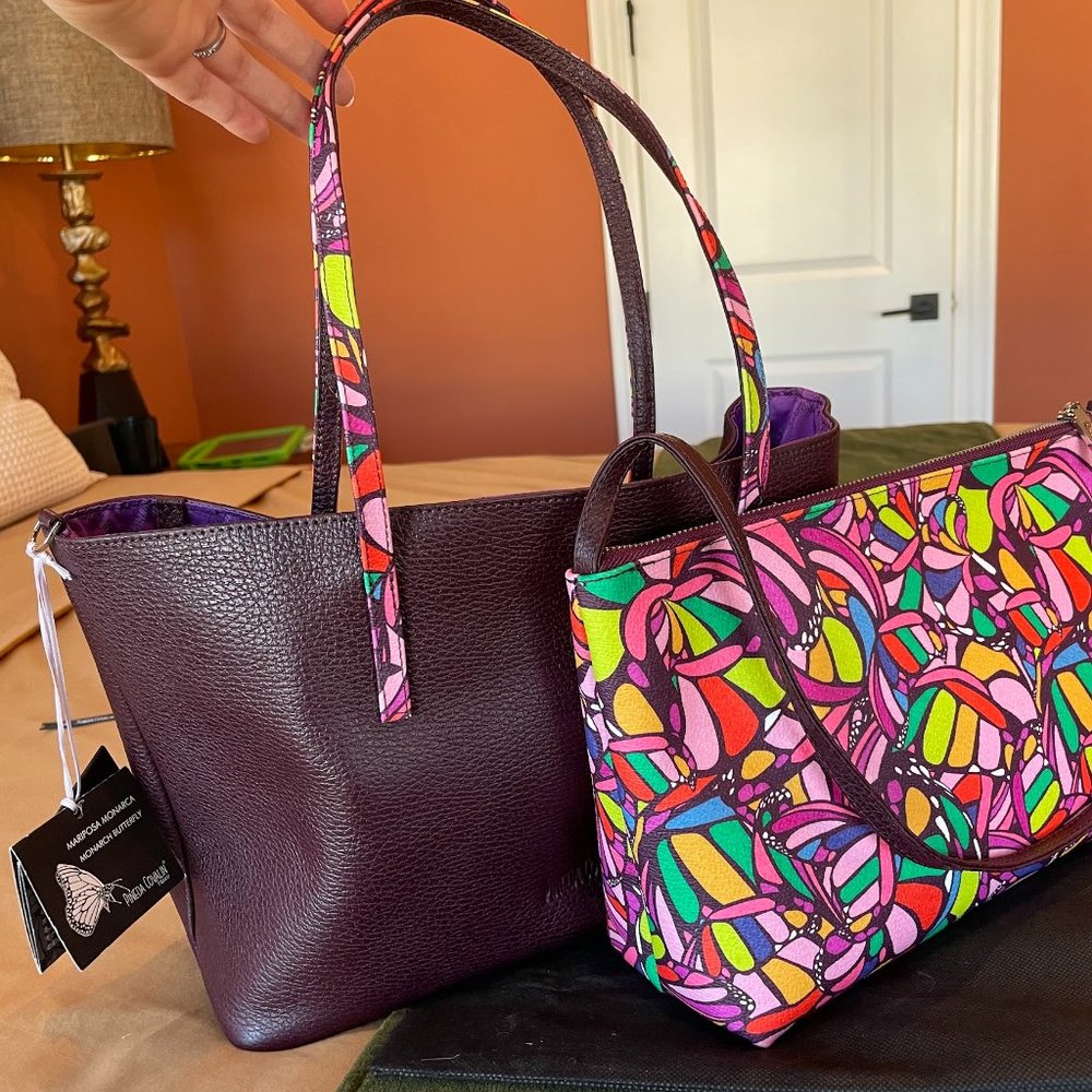 New With Tags: Beautiful Leather Purse by Pineda Covalin